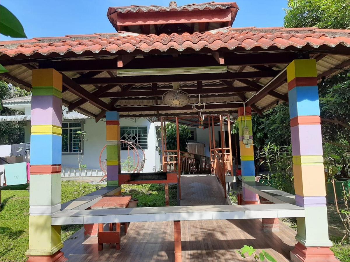 Twin Castle Homestay Kuala Pilah Dış mekan fotoğraf